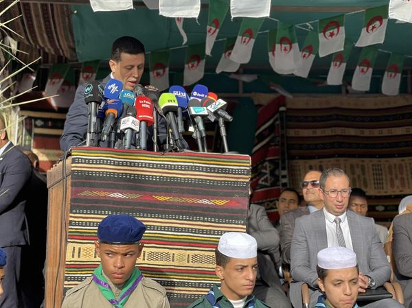 Hammadi: Desert tourism allows attracting national and foreign investments - Al-Hiwar Al-Jazaeryia