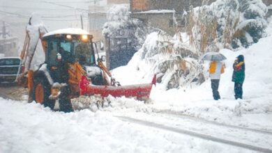 Roads cut off in two states due to snow - Al-Hiwar, Algeria