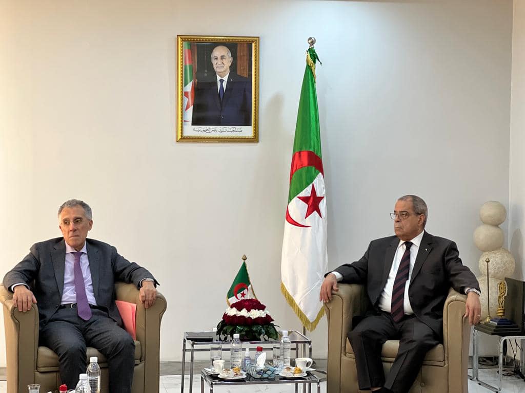 Ali Aoun receives the President of the Algerian-American Business Council, Ismail Sheikhoun - Al-Hiwar Al-Jazairia