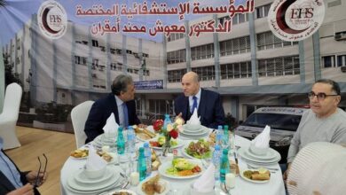 Saihi breaks his fast at the hospital specializing in cardiovascular surgery, Maoush Mohamed Imqran, Al-Hiwar, Algeria