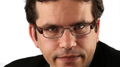 Saeed Khatibi is crowned with the Sheikh Zayed Book Award, Young Author Branch - Al-Hiwar Algeria