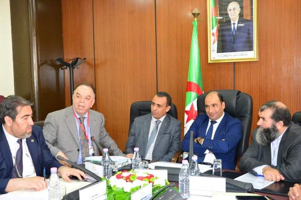 The Legal Affairs Committee listens to representatives of the Chambers of Judicial Bailiffs and the Governors of Bidding Sale - Al-Hiwar Al-Jazaeryia