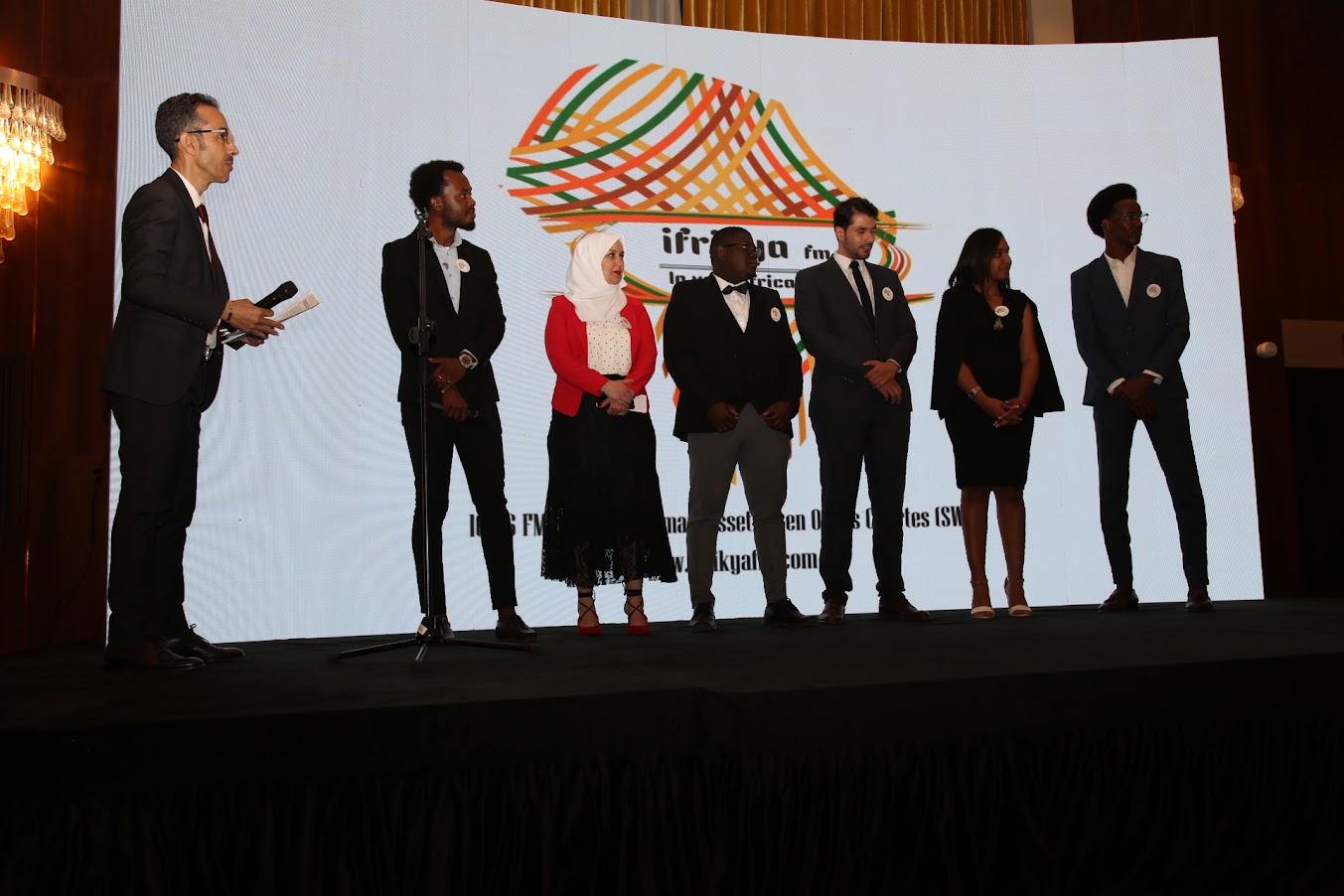 With the slogan "Voice of Africa" ​​.. Algeria officially launches the radio channel "Africa FM" - Al-Hiwar Algeria