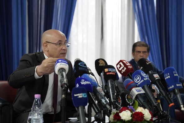 Zitouni: Two permanent exhibitions of the Algerian product in Mauritania and Senegal before the end of the first semester of 2023 - Al-Hiwar Al-Jazairia