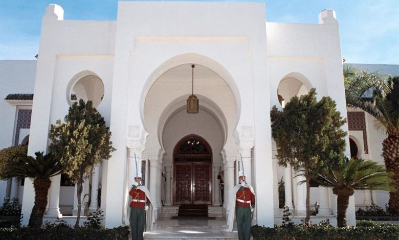 President Tebboune offers condolences on the death of the fighter Salim Saadi - Al-Hiwar Al-Jazaeryya