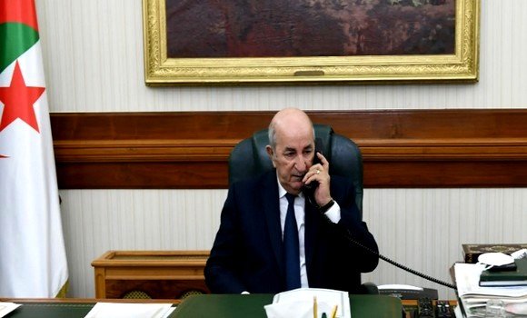 President Tebboune receives a phone call from the Emir of Qatar - Al-Hiwar Al-Jazairia