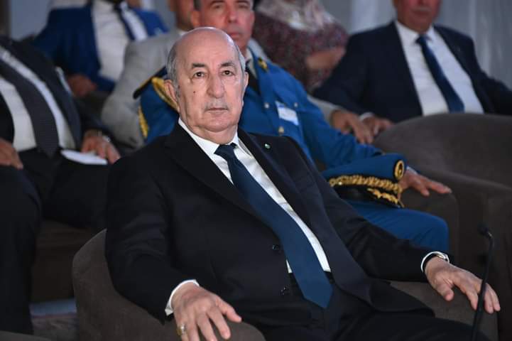 President Tebboune supervises the graduation of batches at the Algerian Military Academy of Cherchell - Al-Hiwar