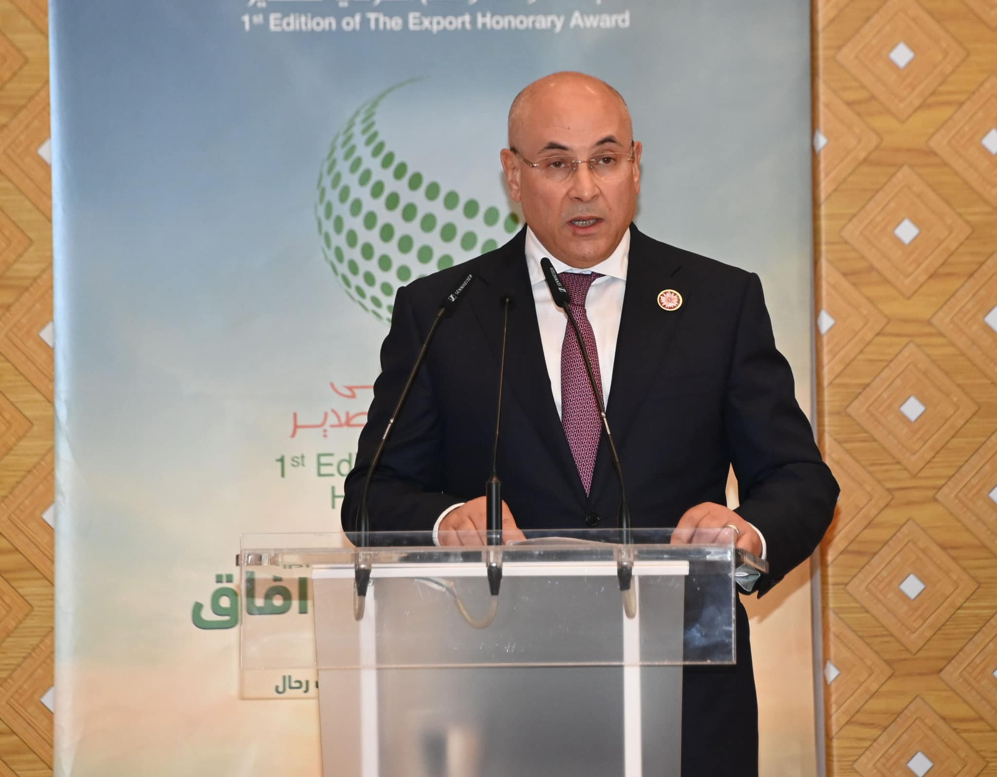 Zitouni: We are beginning to witness the realization of the dream of getting rid of the economy's dependence on hydrocarbons - Al-Hiwar Al-Jazaeryia