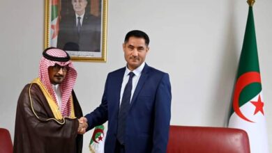 Minister of Communication Mohamed Laqab receives the Saudi ambassador to Algeria - Algerian Dialogue