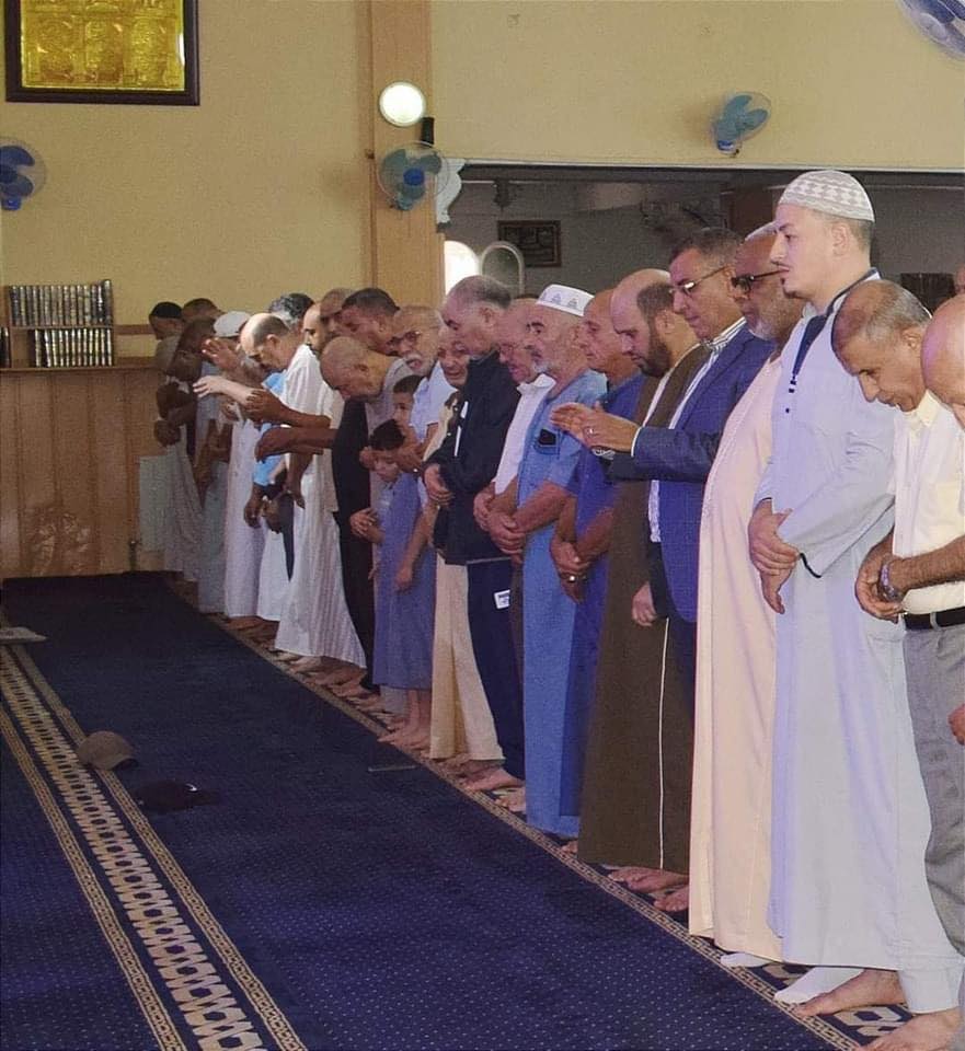 Algerians perform rain prayer - Algerian Dialogue