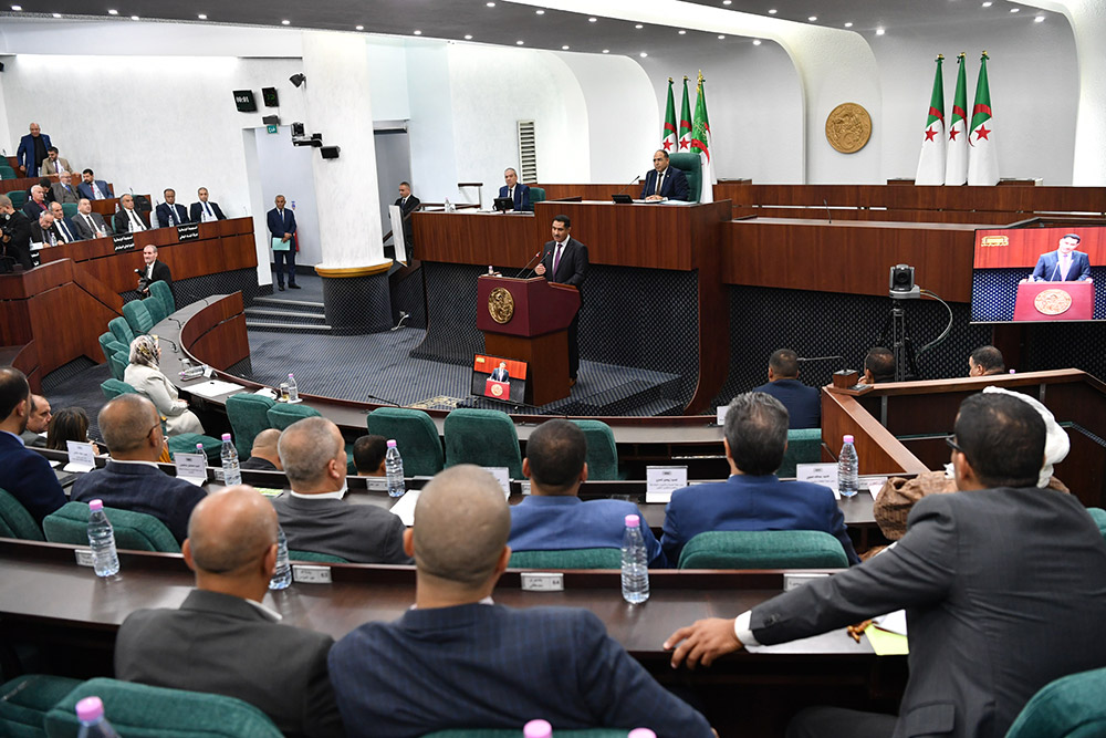 Providing the media with a legal basis that guarantees strong practice in Algeria