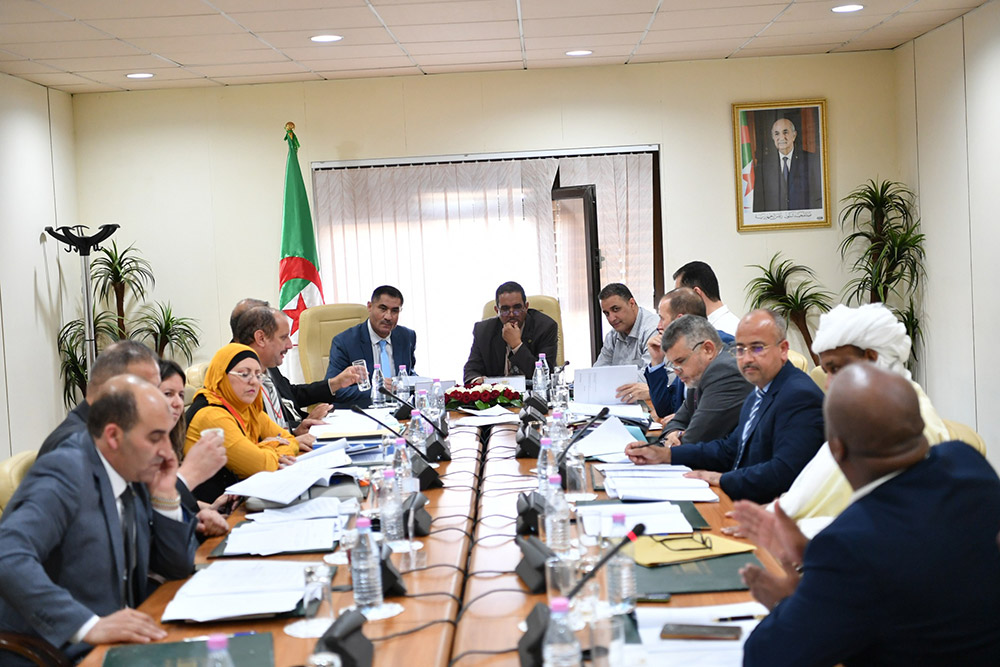 Unanimously ratified the written and electronic press law