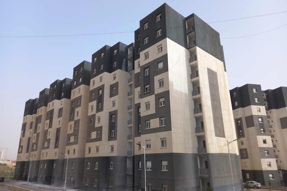 Launching works to complete promising residential projects in Beni Abbes