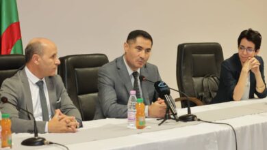 Laqab supervises the inauguration of the new Secretary General of the Ministry of Communication - Algerian Dialogue