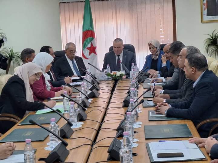 Parliament's Economic Affairs Committee listens to the Minister of Industry - Algerian Dialogue
