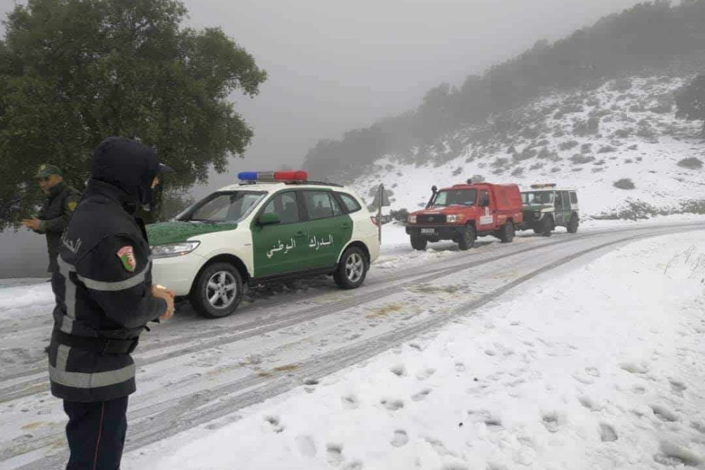 Snow closes roads and isolates villages in many states