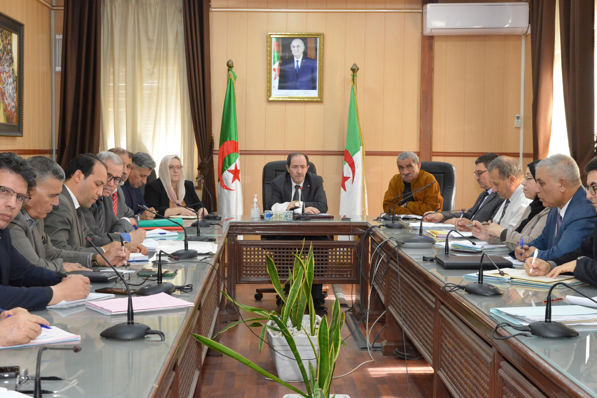 Belabed orders the start of the activation and follow-up cells for school exams - New Algeria