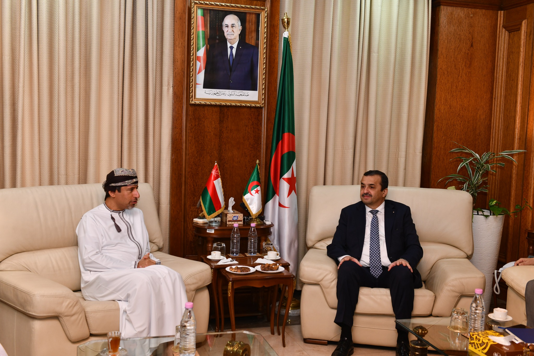 In pictures: Arkab receives the Minister of Energy and Minerals of the Sultanate of Oman - Al-Hiwar Algeria