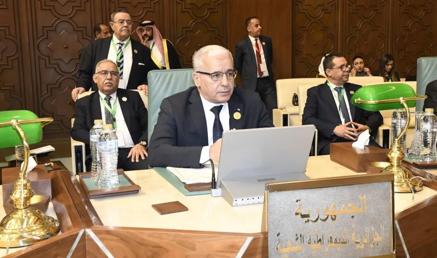 Boughali stresses the importance of investing in artificial intelligence technologies - New Algeria