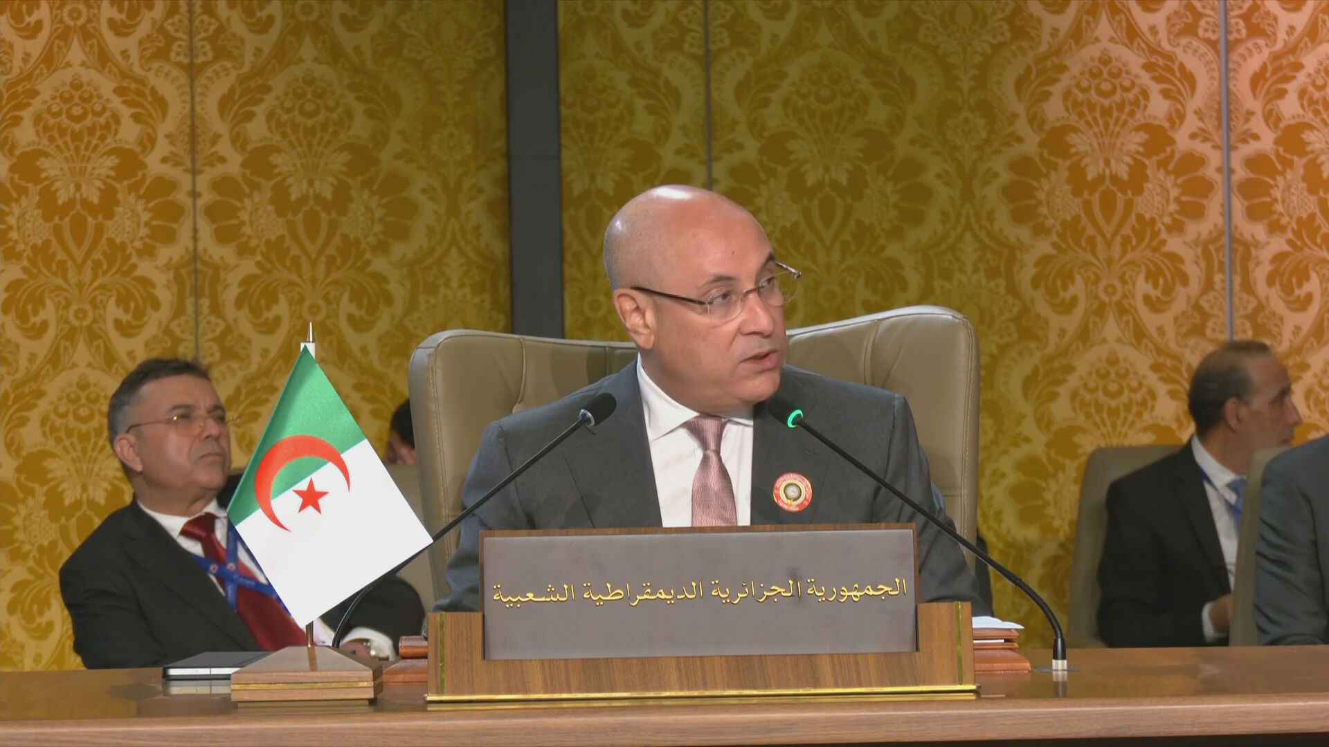 Activating the joint cooperation committee between Algeria and Bahrain to discuss partnership opportunities - Algerian Dialogue