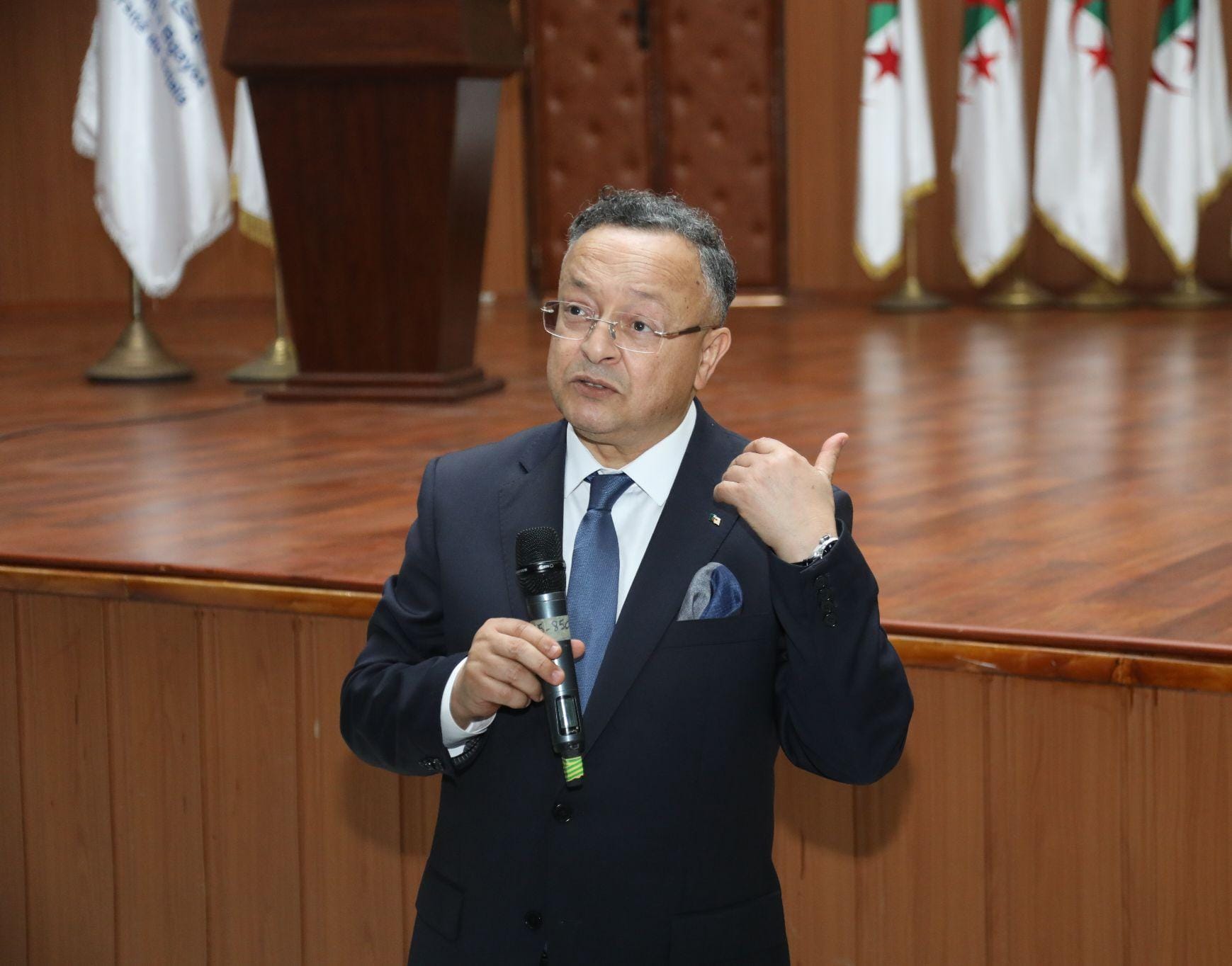 Badari meets his Italian counterpart for this reason - New Algeria