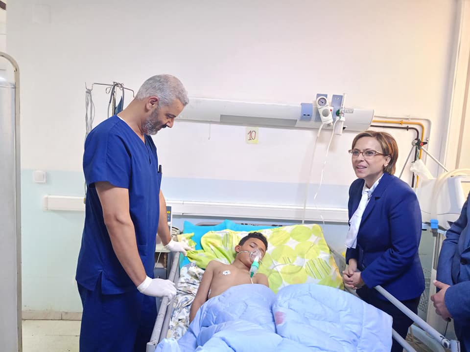 In pictures: The Minister of Solidarity visits the victims of the Sablat incident - New Algeria