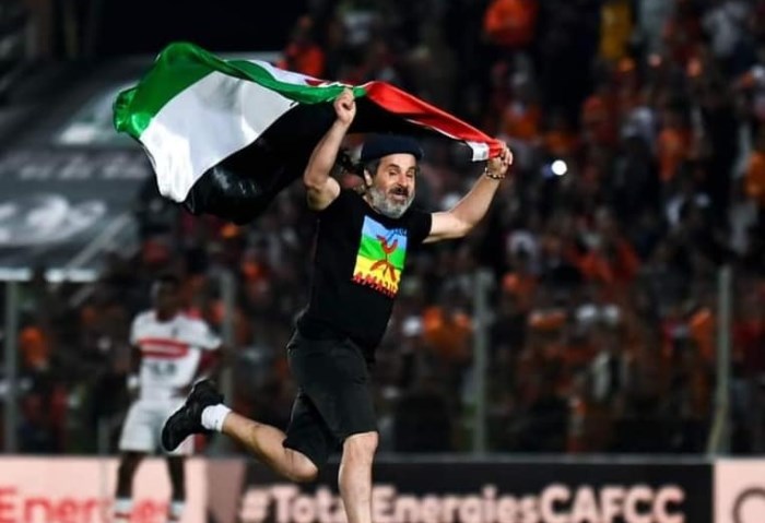 Morocco prosecutes a fan who raised the Palestinian flag - New Algeria