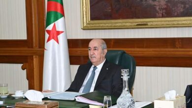 A partial movement in the heads of the heads of circles - New Algeria