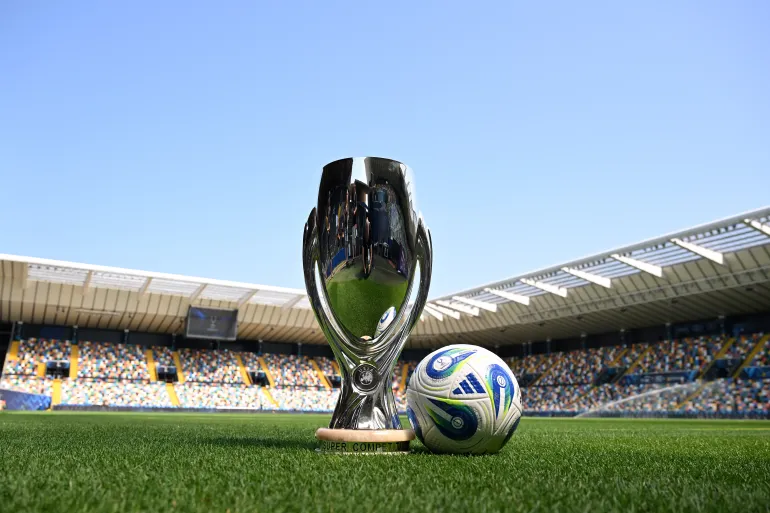 A fiery summit between Al -Bassaji and Tottenham in the European Super Final - New Algeria