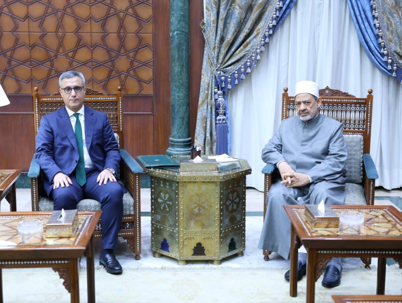 Al -Azhar Al -Sharif: Increasing scholarships for Algerian students - New Algeria