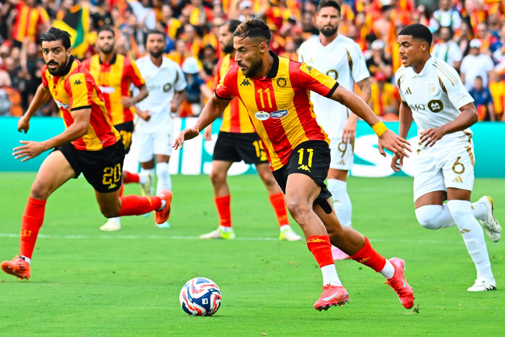 Blaili leads the Tunisian Esperance for a new title