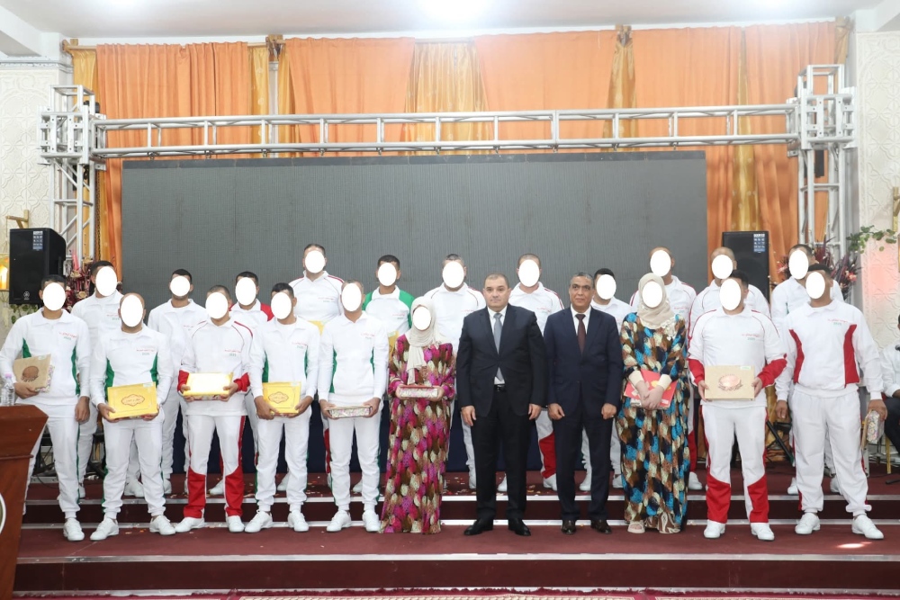 Boujemaa honors the imprisoned people who excel in the final exams in Tipaza
