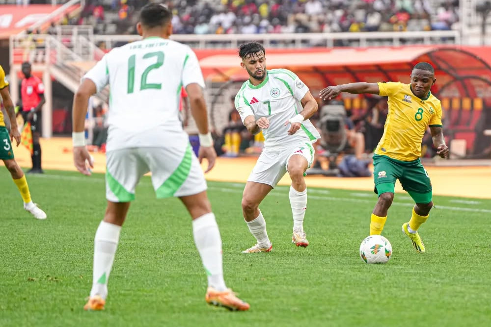 South Africa beat Guinea and ignites competition