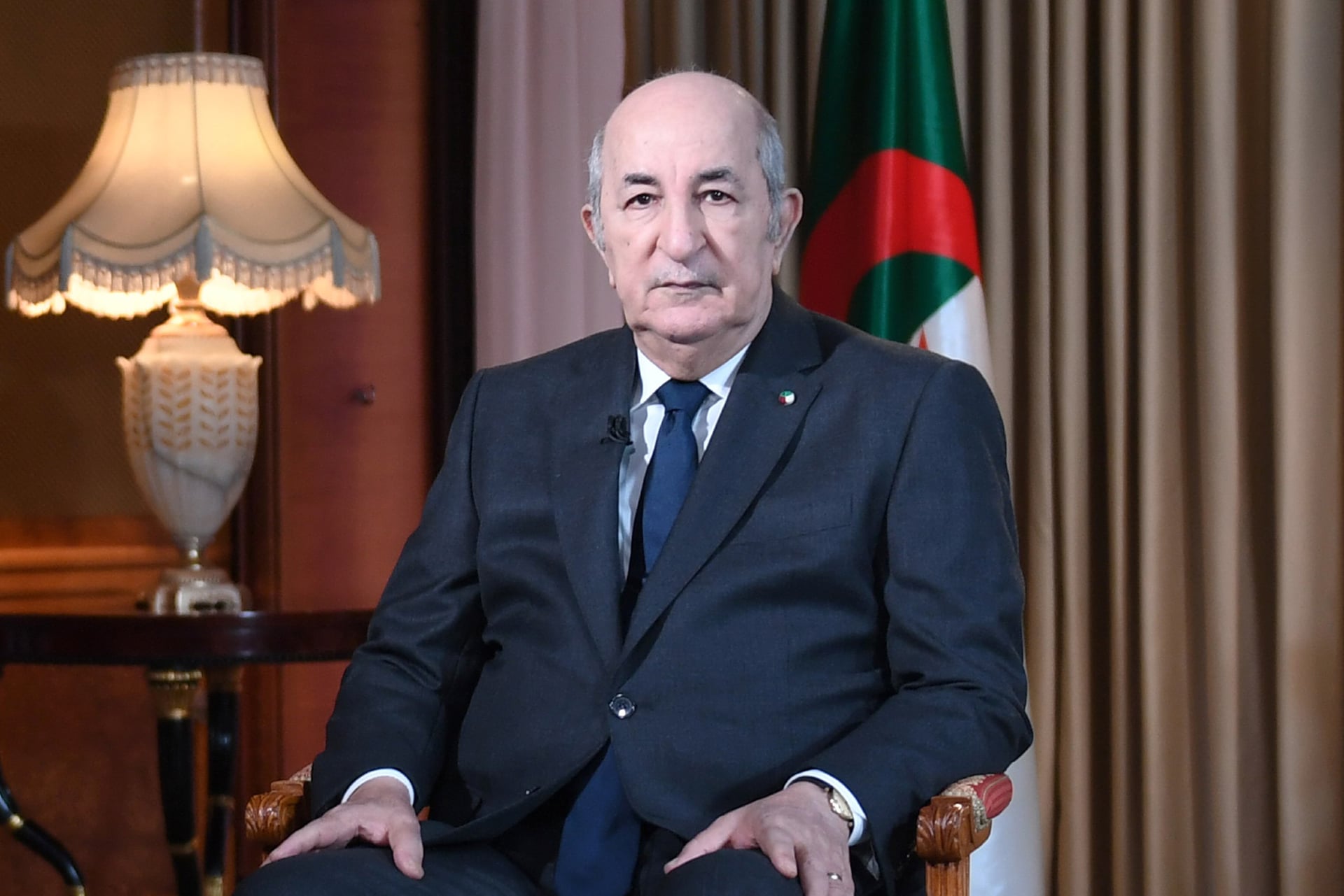 The President of the Republic receives the President of the Republic of Lebanon today