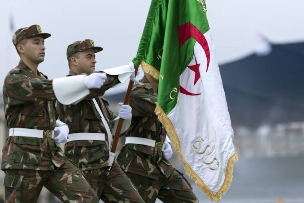 The cohesion between the Algerians and their army will remain a thorn with the throat of the enemies