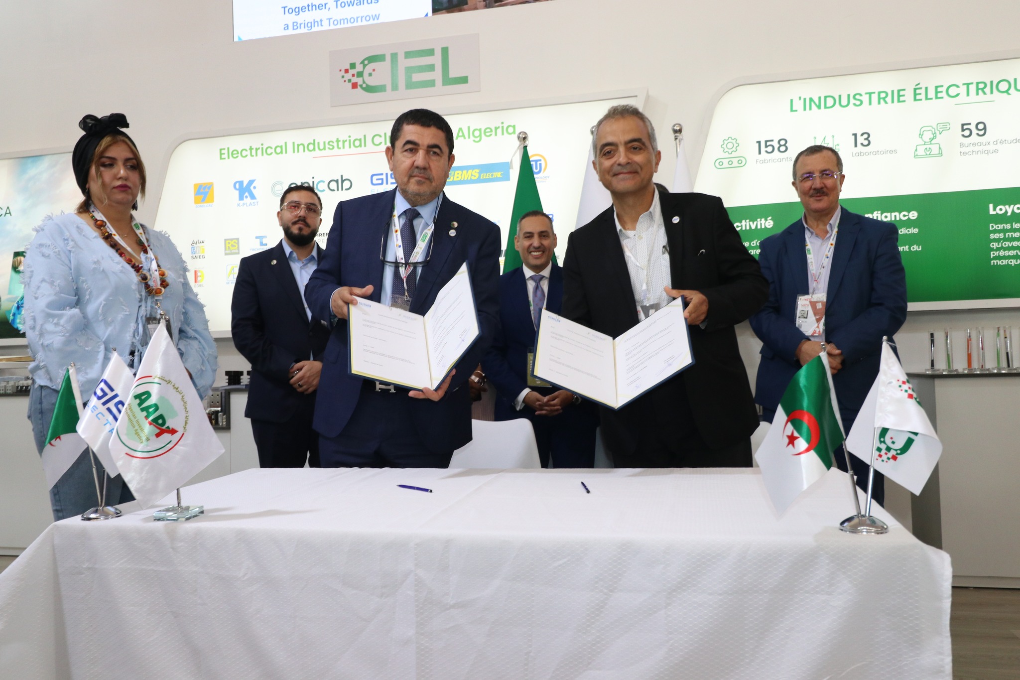 "Gisb Electric" signs commercial and investment contracts of $ 480 million with "SOGELUX" - Algerian dialogue
