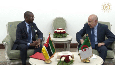 Lieutenant General Al -Saeed Shanqari is holding talks with the Mazmbique Defense Minister - Algerian dialogue
