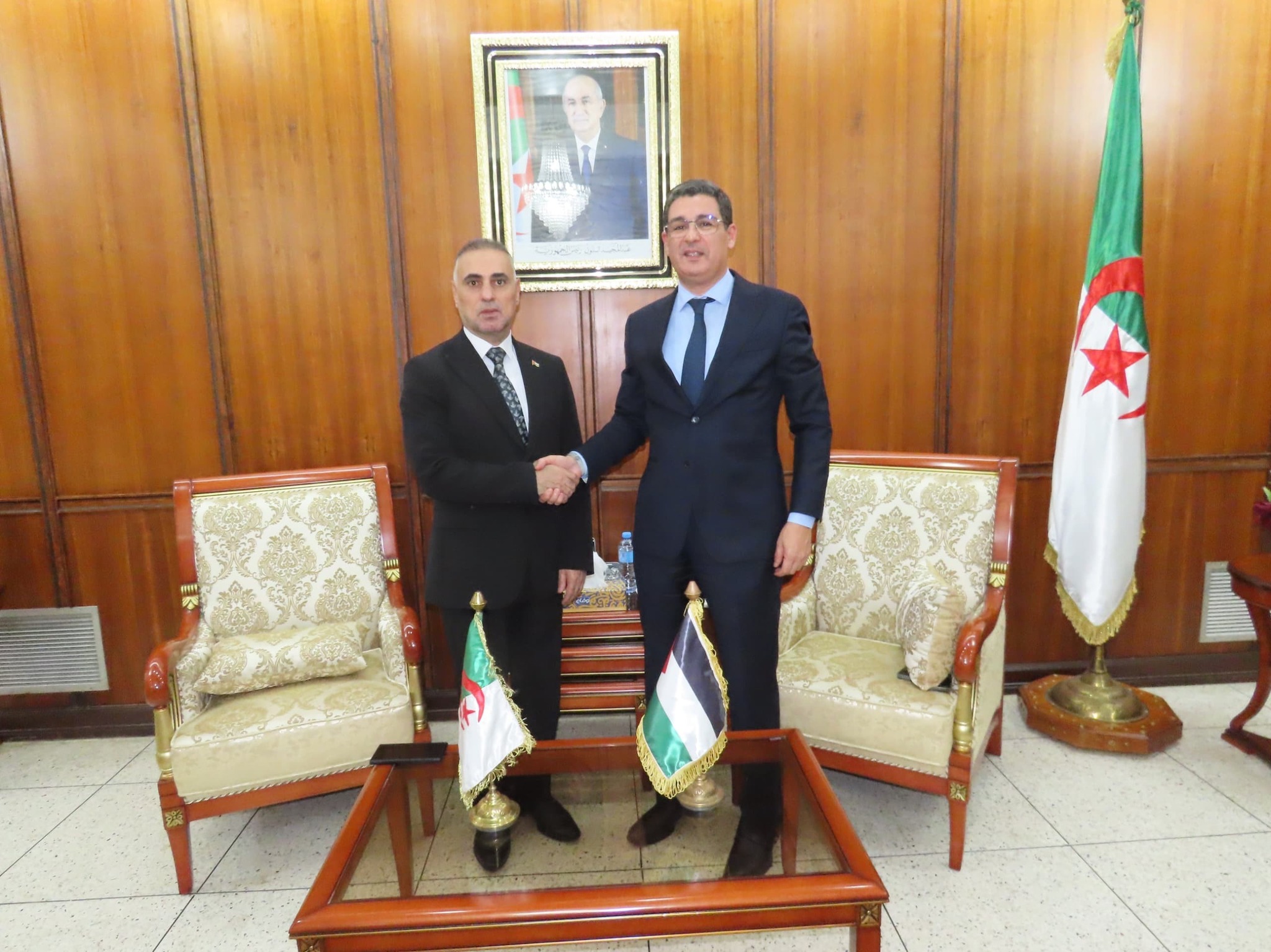 Ait Messaoudane receives the Ambassador of the State of Palestine to Algeria - New Algeria
