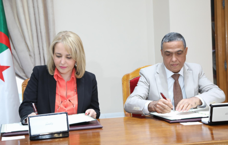 An agreement between the General Directorate of Prisons and Red Crescent Administration - New Algeria