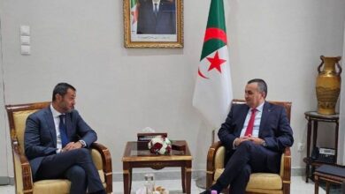 The Minister of Post receives a delegation for the "Ooredoo" group - the new Algeria