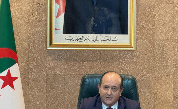 The Prime Minister chairs a government meeting - New Algeria