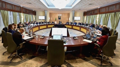 Developing e-commerce is the focus of the government meeting