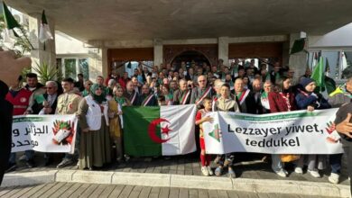 France shakes its hands of the "Mac" - Algerian Al-Hiwar newspaper