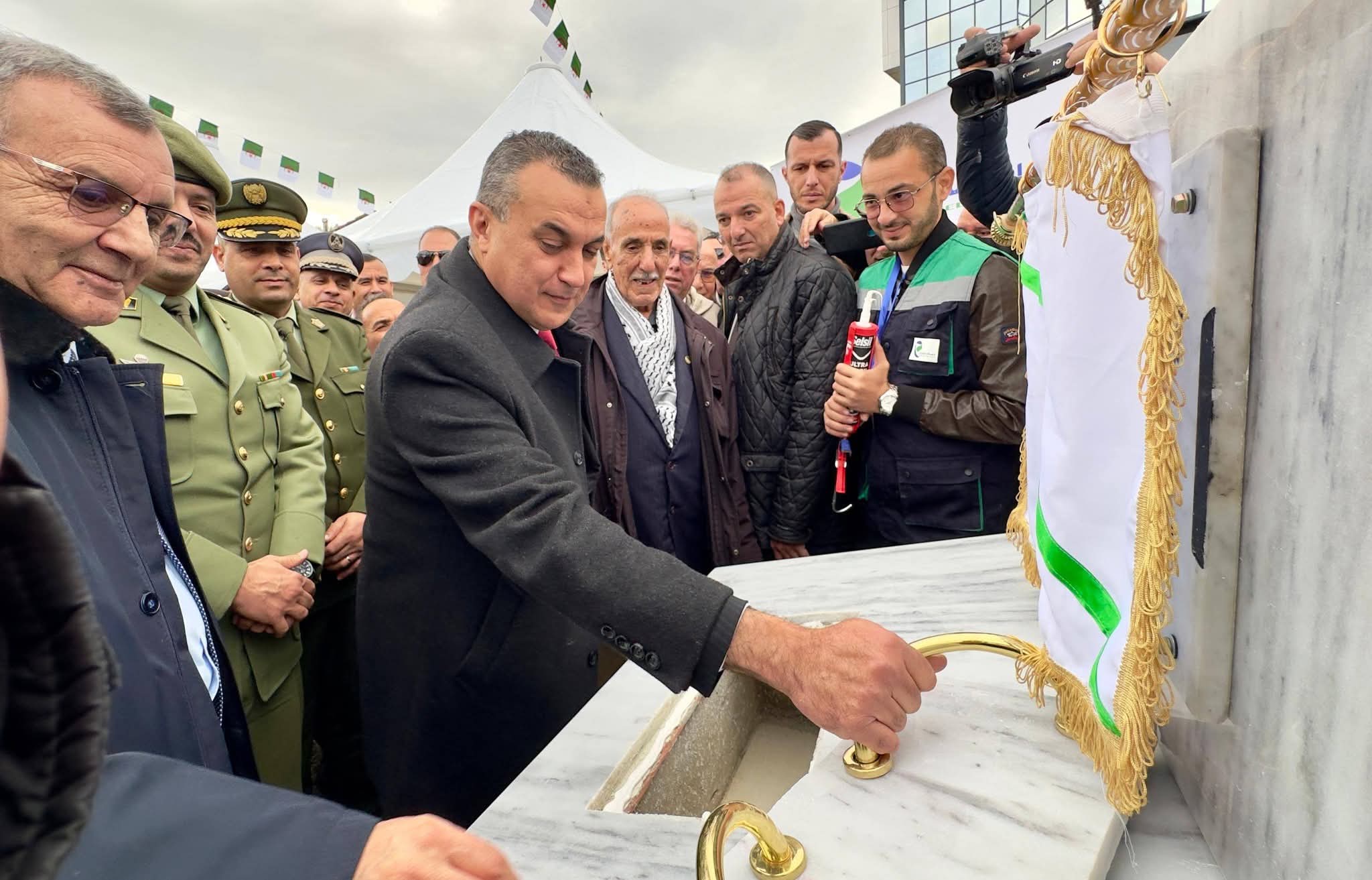 "Medusa" project.. Zerrougui lays the foundation stone for the completion of a landing point in Al-Qal - New Algeria