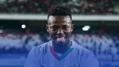 Mouloudia Algiers player Zugrana leads the Burkina Faso squad against the Greens - Algerian Al-Hiwar newspaper