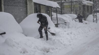 Snow closes several national and state roads