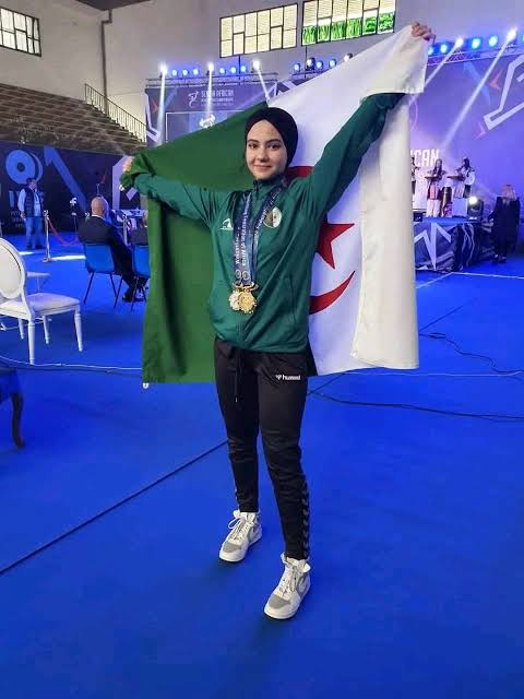 Student Nadia Katbi wins 3 medals in Qatar - New Algeria