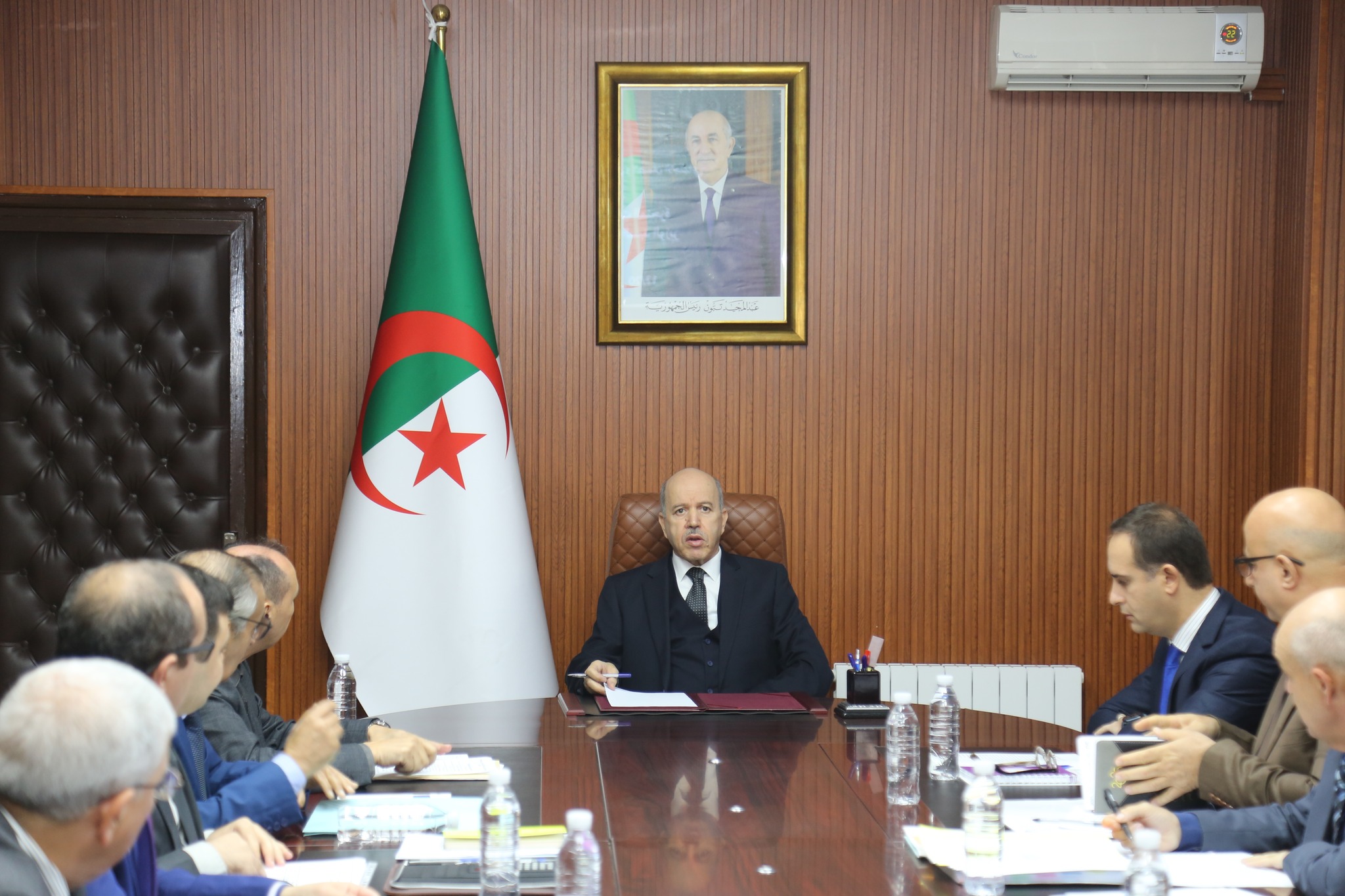 The Minister of Labor stresses the implementation of the road map and sets deadlines for its implementation - New Algeria
