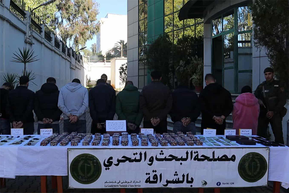 The gendarmerie overthrows an organized international criminal network that trades drugs