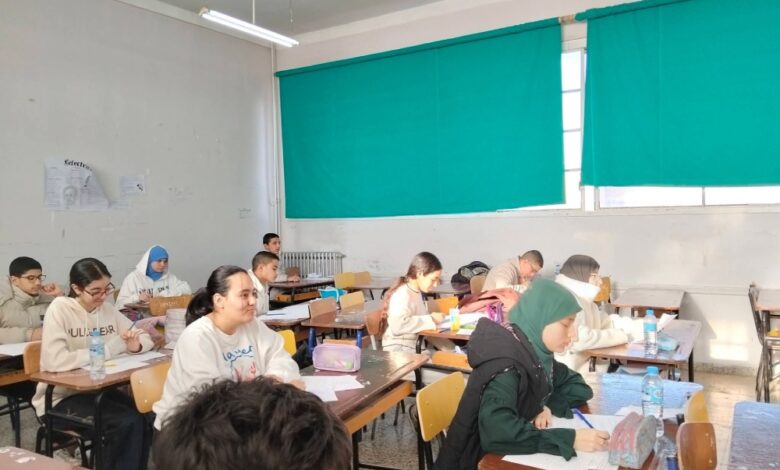 Classes are suspended on Wednesday and Thursday due to strong winds